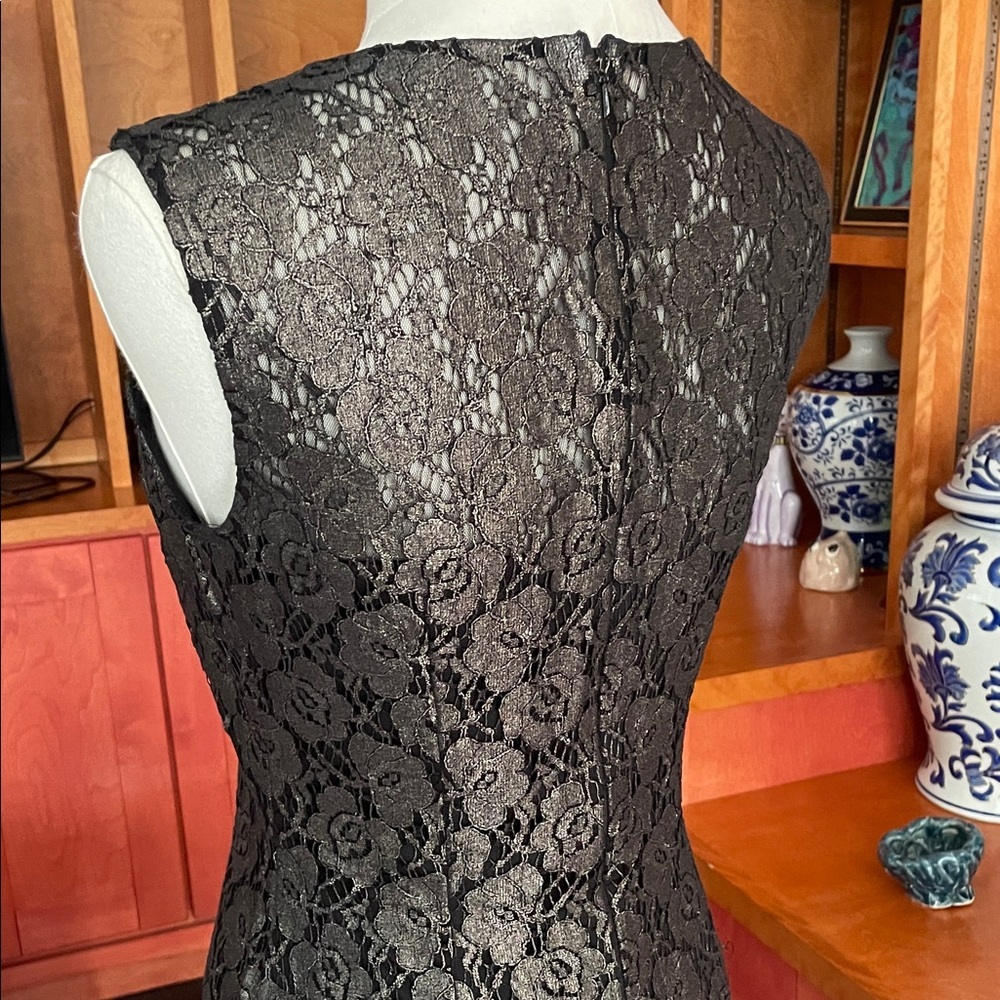 White House Black Market Black Pewter Floral Lace Midi Dress Gold Hues 0 - Picture 9 of 9
